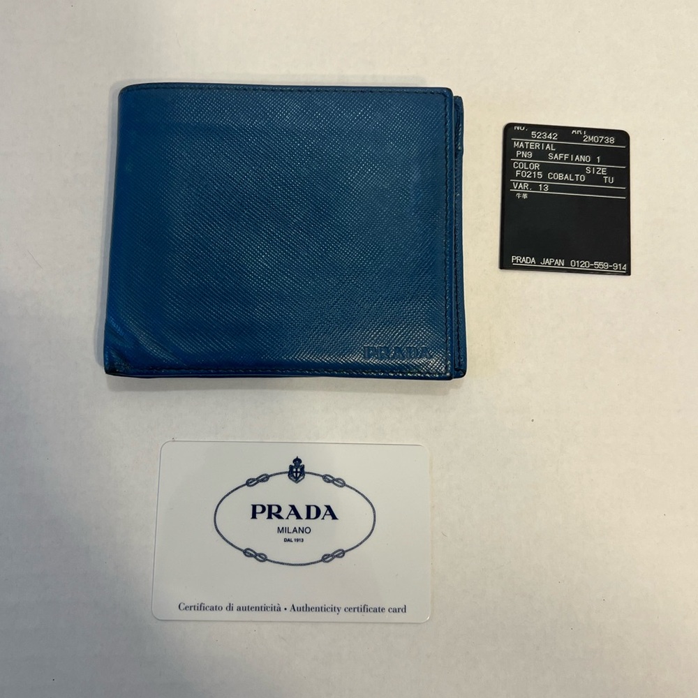 Prada staffiano leather bifold wallet with‎ COA card